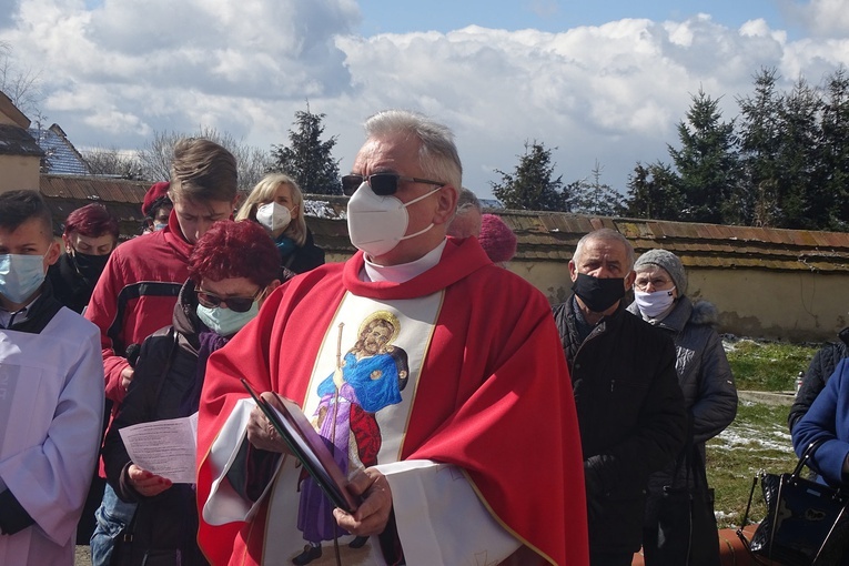 Otwarcie drzwi świętych w Konradowie