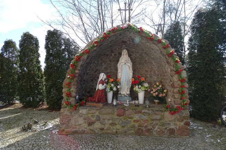 Otwarcie drzwi świętych w Konradowie