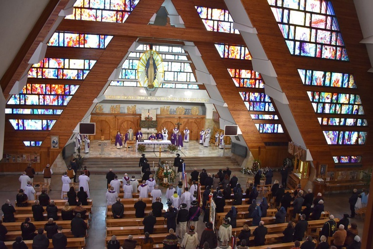 Ostatnie pożegnanie ks. Mieczysława Kozłowskiego