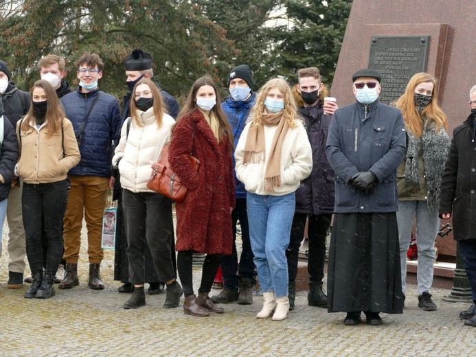 Pielgrzymka maturzystów z Dolnego Śląska na Jasną Górę - cz. II