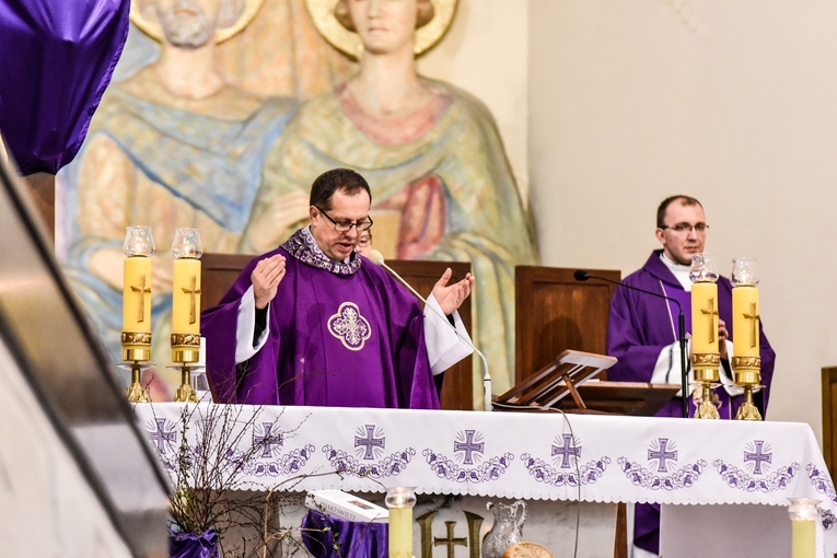 Tarnów. Nowi ministranci w parafii Najświętszego Serca Pana Jezusa