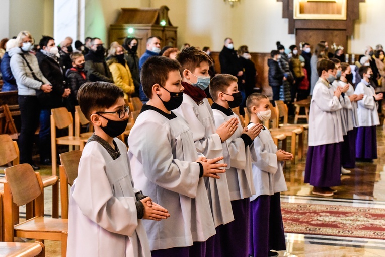 Tarnów. Nowi ministranci w parafii Najświętszego Serca Pana Jezusa