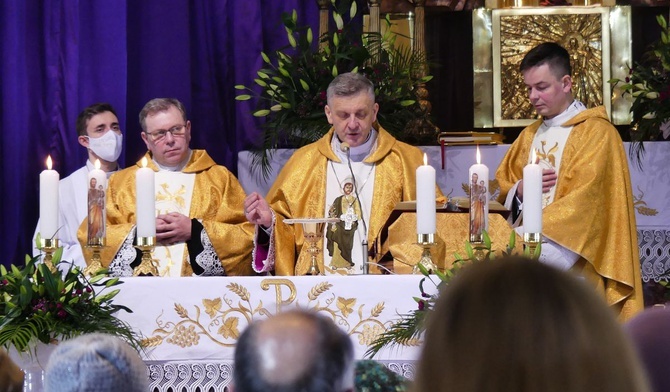 Msza św. z okazji Roku św. Józefa na Złotych Łanach.