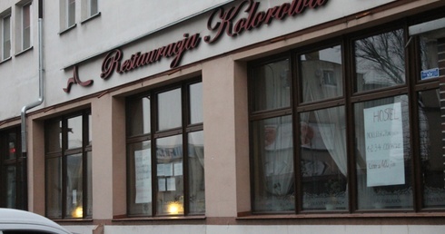 Legnicki "Zawieszony obiad"