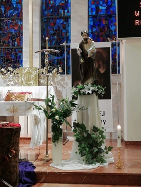 Nowa figura będzie towarzyszyć uczestnikom liturgii, zwłaszcza podczas nabożeństw ku czci św. Józefa.