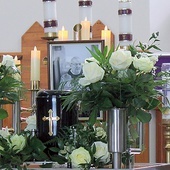 	Uroczystość pogrzebowa w parafii św. Wojciecha.
