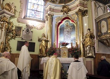Na oborskim obrazie patron tego roku, jak mówił płocki ordynariusz, przypomina męża Bożego i rycerza, gotowego do obrony Boga-człowieka i Jego Matki.