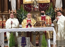 Eucharystii przewodniczył biskup sandomierski.