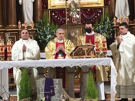 Eucharystii przewodniczył biskup sandomierski.