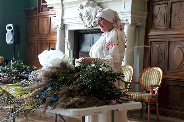 Lasowiacy używali tylko naturalnych, roślinnych materiałów.