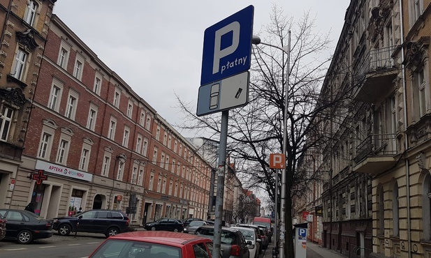 Katowice. 3 zł zamiast 2zł. Miasto zmieni stawki za parkowanie