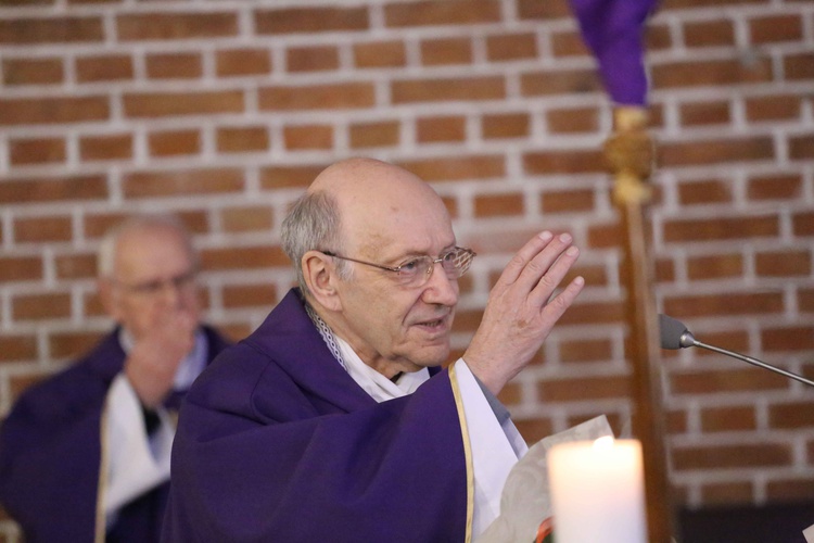 10.30 u Maksymiliana