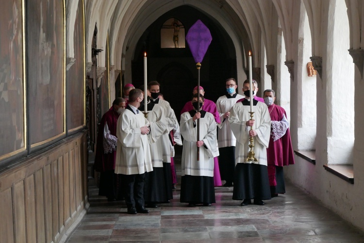 Kanoniczne objęcie archidiecezji gdańskiej przez abp. Wojdę