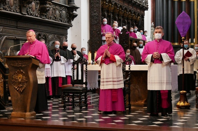 Kanoniczne objęcie archidiecezji gdańskiej przez abp. Wojdę