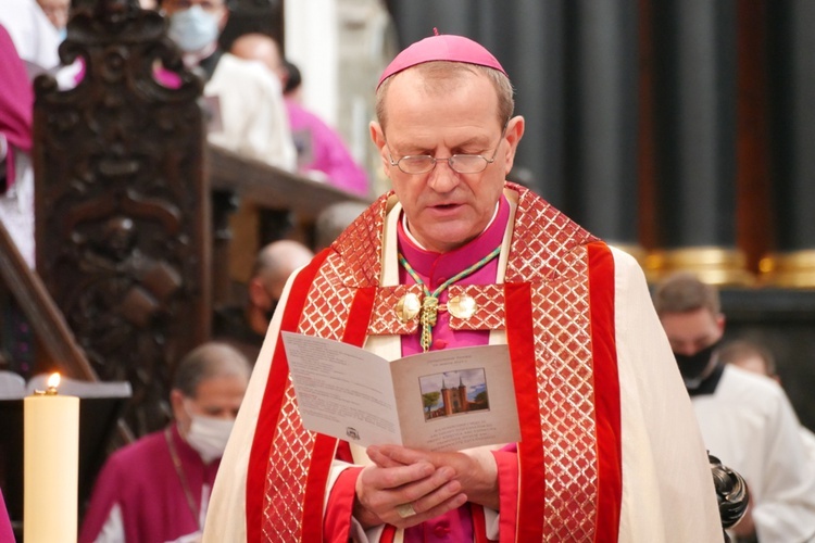 Kanoniczne objęcie archidiecezji gdańskiej przez abp. Wojdę