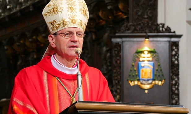 Abp Tadeusz Wojda SAC, metropolita gdański.