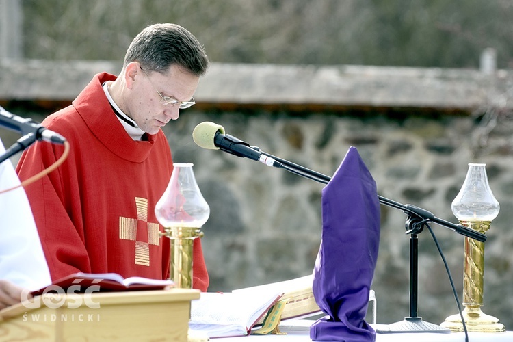 Niedziela Palmowa w ogrodzie parafii Najświętszego Serca Pana Jezusa