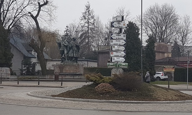 Czechowice-Dziedzice. Pomnik braterstwa broni zniknie z centrum miasta