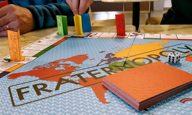 Korzenie "rewolucyjnej wersji Monopoly" tkwią w encyklice "Fratelli tutti".