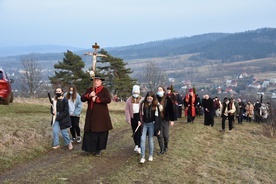 Droga Krzyżowa. Jezus szedł przez Spytkowice