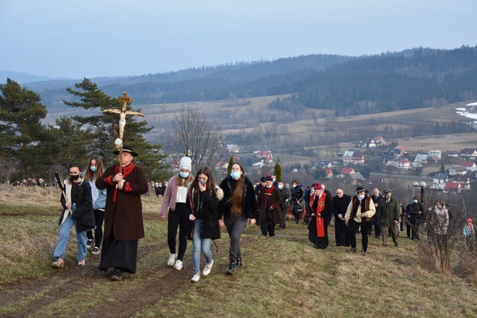 Plenerowa Droga Krzyżowa pod Babią Górą