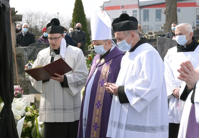 Pogrzeb śp. ks. prał. Grzegorza Senderskiego