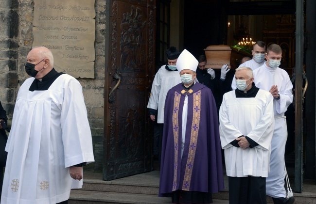 Pogrzeb śp. ks. prał. Grzegorza Senderskiego