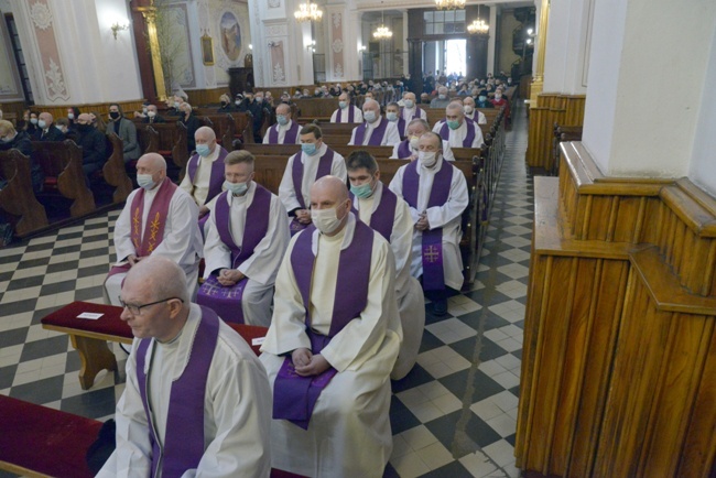 Pogrzeb śp. ks. prał. Grzegorza Senderskiego