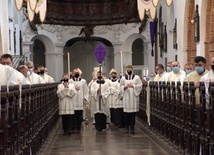 Msza św. krzyżma w oliwskiej archikatedrze 2021 r.