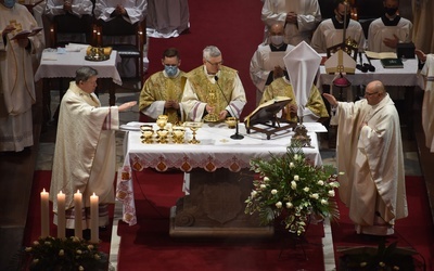 Niech symboliczne umywanie stóp przemieni się w przebaczenie