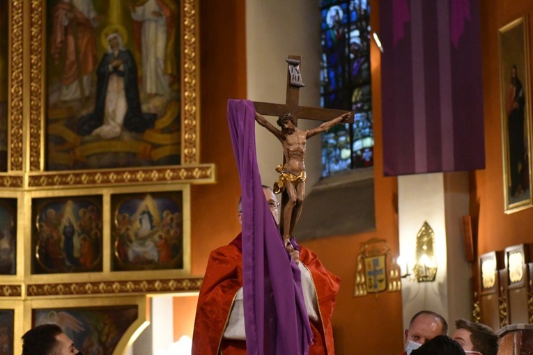 Liturgia Męki Pańskiej w Zielonej Górze