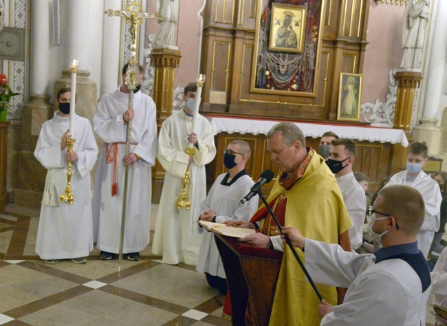 Wielki Czwartek i Wielki Piątek w radomskiej katedrze