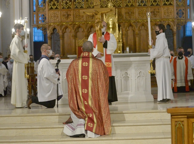 Wielki Czwartek i Wielki Piątek w radomskiej katedrze