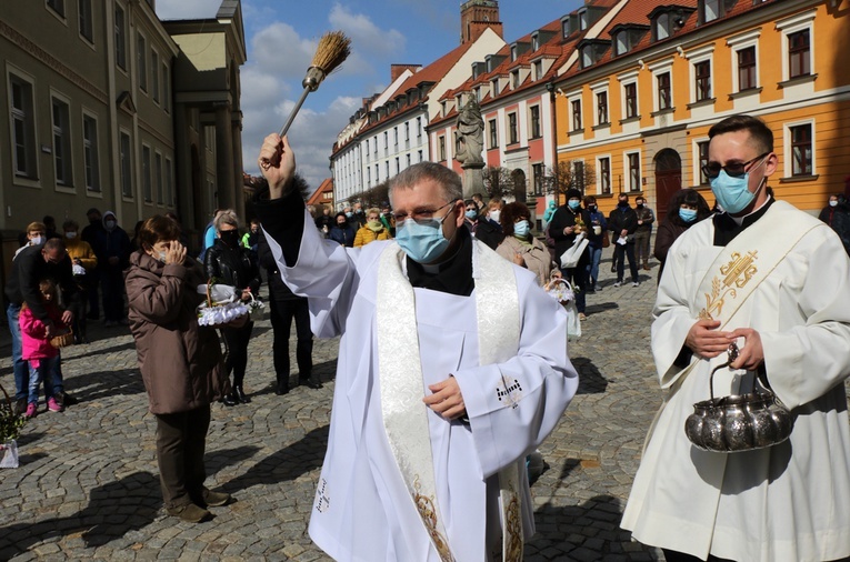 Poświęcenie pokarmów w warunkach pandemii