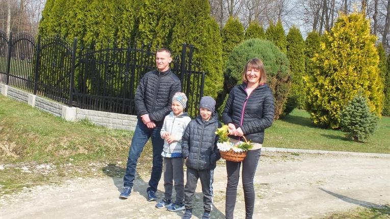 Święcenie pokarmów w Borowej k. Pilzna