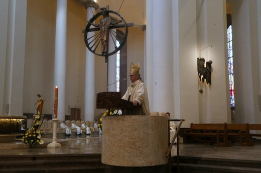 Niedziela Wielkanocna w katowickiej katedrze 