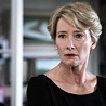 Główna bohaterka (w tej roli wspaniała Emma Thompson) musi rozstrzygnąć, czy ratować kogoś  wbrew jego woli.