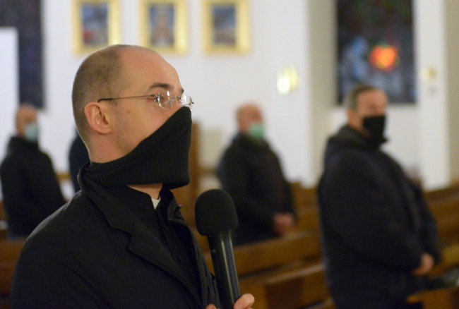 Modlitewne spotkania dla mężczyzn