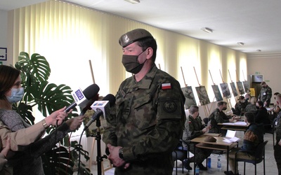 - To dla nas wyjątkowy dzień - zapewnia płk Witold Bubak, dowódca 6. Mazowieckiej Brygady Obrony Terytorialnej.