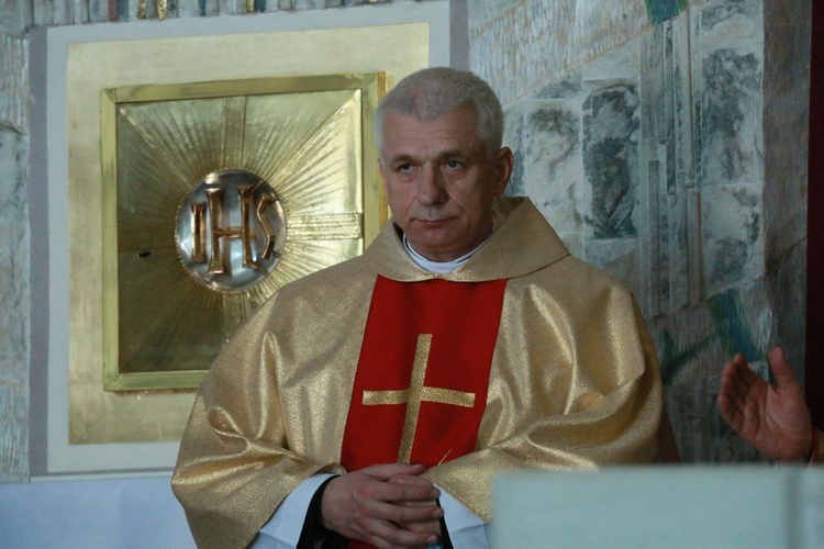 Abp Stanisław Budzik konsekrował kościół w Strzeszkowicach