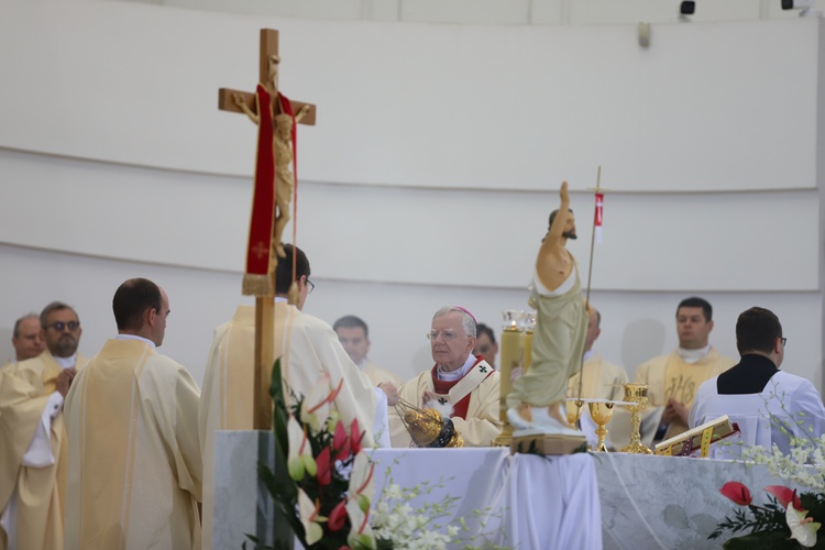 Poświęcenie dzwonów dla Samoa i wysp Tonga