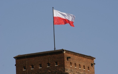 Wywieśmy flagę w Święto Chrztu Polski