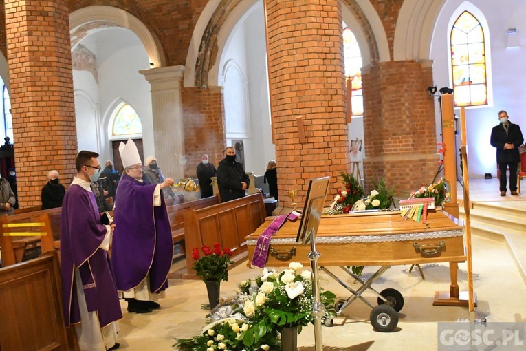 Głogów pożegnał śp. ks. kan. Aleksandra Walkowiaka