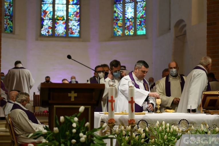 Głogów pożegnał śp. ks. kan. Aleksandra Walkowiaka