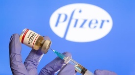 Południowoafrykański wariant koronawirusa może zakażać niektóre osoby mimo zaszczepienia preparatem Pfizer