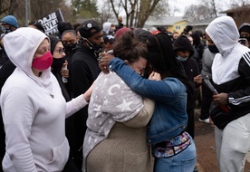 USA: Druga noc starć demonstrantów z policją w Minnesocie