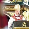 Biskup Ignacy w czasie Eucharystii.