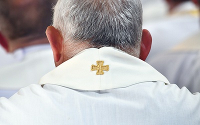 ▲	W diecezji pracuje obecnie ponad 450 prezbiterów.