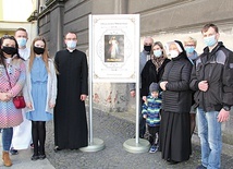 	Można do nich dołączyć.