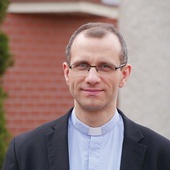 Ksiądz jest wykładowcą nauk biblijnych w Gdańskim Seminarium Duchownym oraz w Szkole Biblijnej Archidiecezji Gdańskiej.